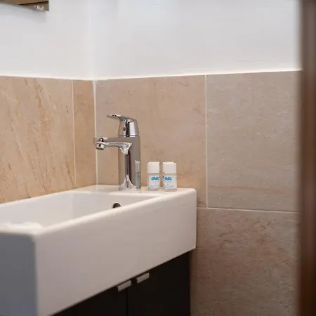 Cimabue - Spacious In The Heart Of شقة *